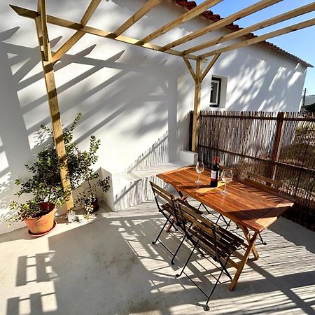 Pine & Apple Beach House Colares Exterior photo