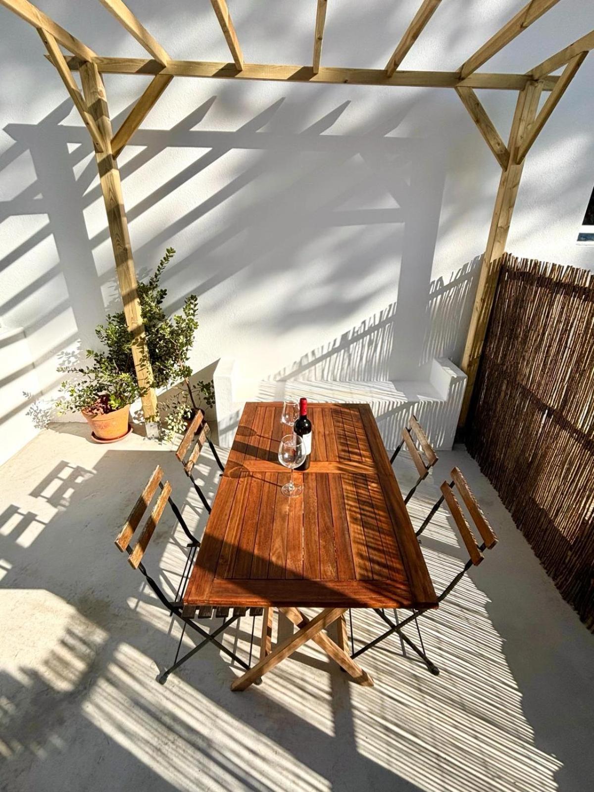Pine & Apple Beach House Colares Exterior photo